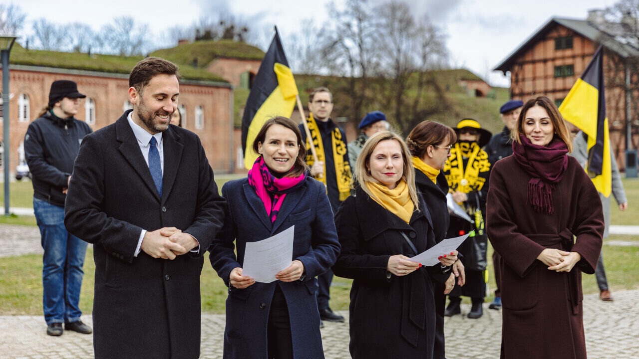 Dzień Jedności Kaszubów. Na najwyższym gdańskim maszcie zawisła kaszubska flaga.