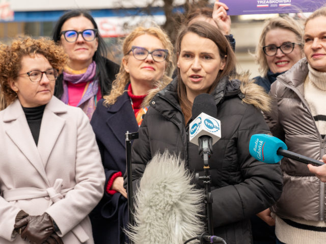 „Kobiety na wybory”. Polityczki zachęcały do głosowania na Rafała Trzaskowskiego.